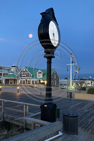 Clocks - HOPE Clock_5890