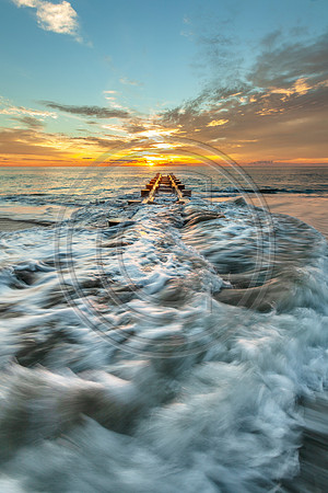 Pier Pressure H_5159