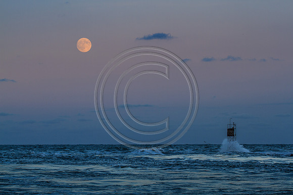 North Jetty Full Moon_9121