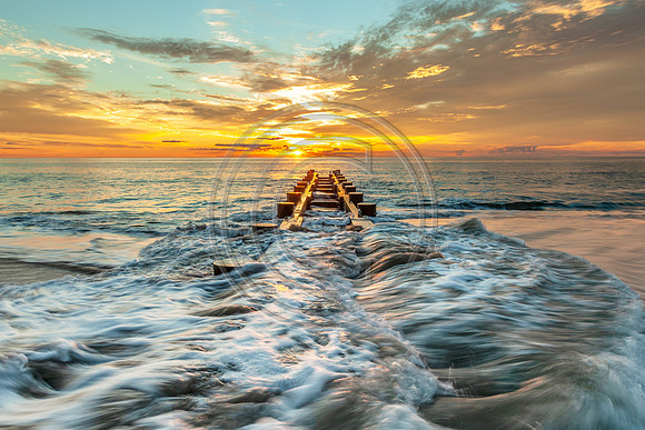 Pier Pressure H_5159