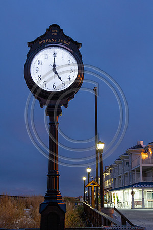 Clocks - First five oclock snow_4619