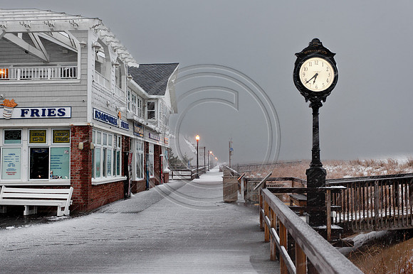 Clocks - The Endless Winter 8347 V8