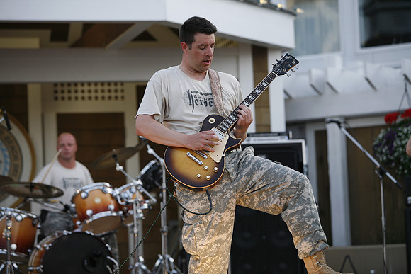 Army National Guard Rocks!